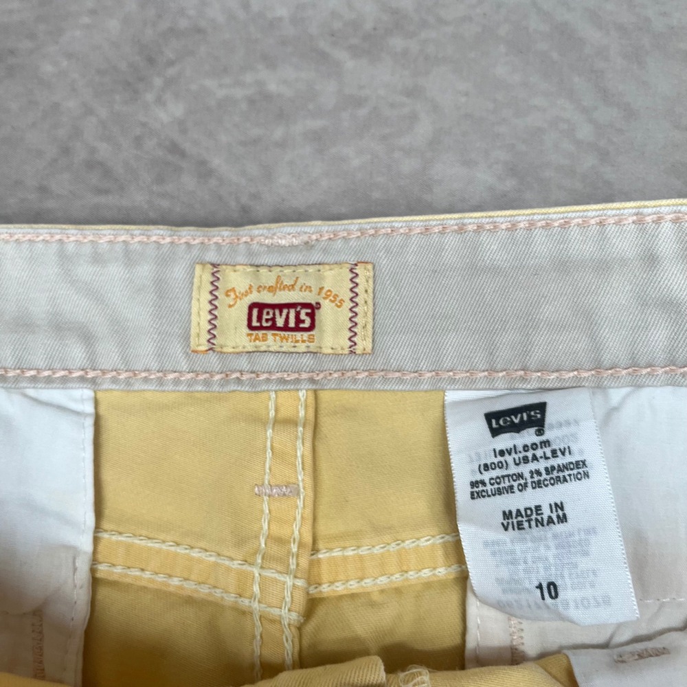 Levi's Bermuda Shorts Women 10 Yellow Stretch Twill Cotton Twill Chino - Picture 3 of 10